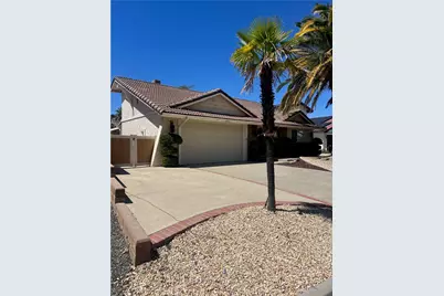 21903 Strawberry, Canyon Lake, CA 92587 - Photo 2