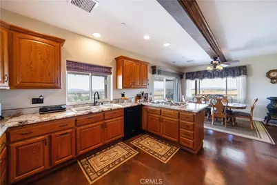 36431 Summitville, Temecula, CA 92592 - Photo 2