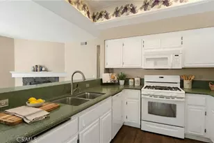 22678 Weatherly Ct, Wildomar, CA 92595 - Photo 4