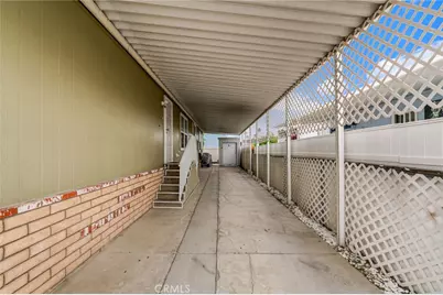16860 Slover, Fontana, CA 92337 - Photo 24