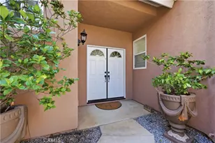23553 Bending Oak Ct, Murrieta, CA 92562 - Photo 2