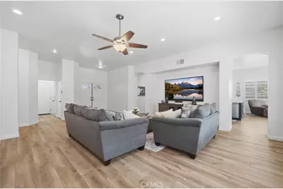23553 Bending Oak Ct, Murrieta, CA 92562 - Photo 6