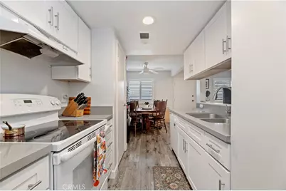 16406 Vista Roma ## 115, Huntington Beach, CA 92649 - Photo 6