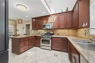 375 Woodland Hills Dr, Escondido, CA 92029 - Photo 14