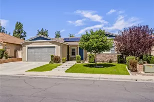 31874 Cloverhill Way, Murrieta, CA 92563 - Photo 2