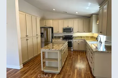30296 Mondavi Circle, Murrieta, CA 92563 - Photo 2