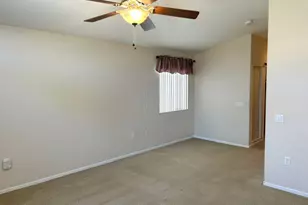 30296 Mondavi Cir, Murrieta, CA 92563 - Photo 14