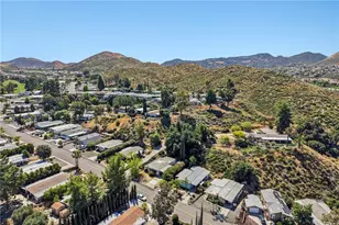 22819 Skylink, Canyon Lake, CA 92587 - Photo 44