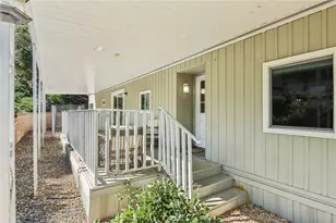 22819 Skylink, Canyon Lake, CA 92587 - Photo 6