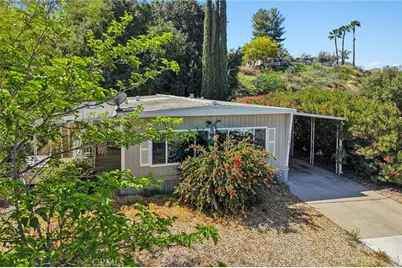 22819 Skylink, Canyon Lake, CA 92587 - Photo 38