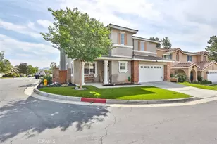 35664 Emily, Murrieta, CA 92563 - Photo 2