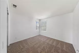 24239 Broad Oak St, Murrieta, CA 92562 - Photo 28