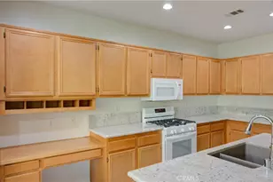 35916 Country Park, Wildomar, CA 92595 - Photo 6