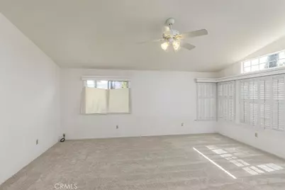 44194 Meadow Grove, Hemet, CA 92544 - Photo 8
