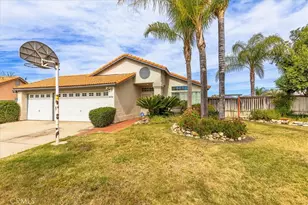 44194 Meadow Grove, Hemet, CA 92544 - Photo 4