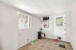 881 N Lake, Hemet, CA 92544 - Photo 30