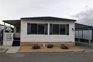 881 N Lake Street, Hemet, CA 92544 - Photo 1