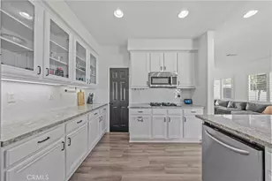 27497 Yellowwood Way, Murrieta, CA 92562 - Photo 12