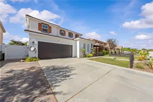 27497 Yellowwood Way, Murrieta, CA 92562 - Photo 4