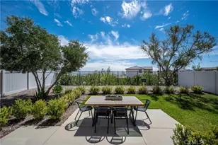 2433 Gunner Ridge Way, Rialto, CA 92377 - Photo 20