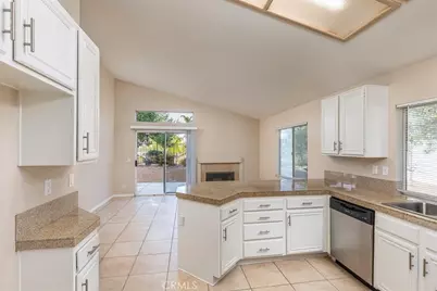 39906 Tanager, Murrieta, CA 92562 - Photo 10