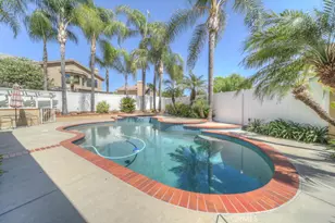 25220 Corte Sur, Murrieta, CA 92563 - Photo 48