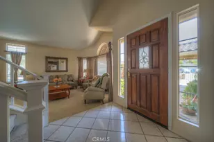 25220 Corte Sur, Murrieta, CA 92563 - Photo 4