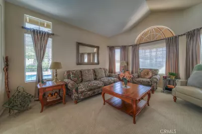 25220 Corte Sur, Murrieta, CA 92563 - Photo 6