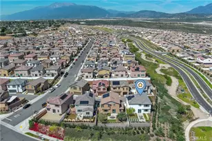 2435 Gunner Ridge Way, Rialto, CA 92377 - Photo 20