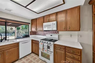 2218 Redwood Dr, Hemet, CA 92545 - Photo 14