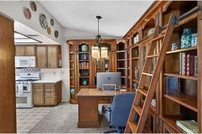 2218 Redwood Drive, Hemet, CA 92545 - Photo 10