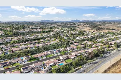 33281 Via Chapparo, Temecula, CA 92592 - Photo 54