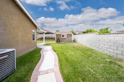 25085 Laguna Honda, Hemet, CA 92544 - Photo 34