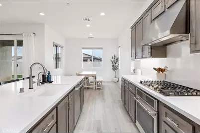 39481 Chamise, Temecula, CA 92591 - Photo 6