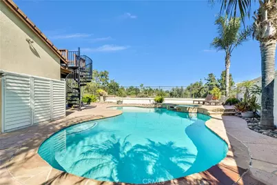 45407 Callesito Altar, Temecula, CA 92592 - Photo 34