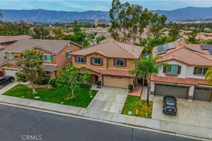 45015 Bronze Star, Lake Elsinore, CA 92532 - Photo 2