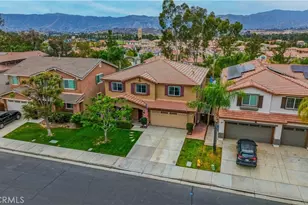 45015 Bronze Star, Lake Elsinore, CA 92532 - Photo 2