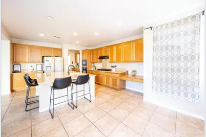 34413 Waltham, Winchester, CA 92596 - Photo 18