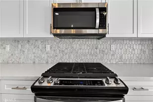 28246 Heirloom, Temecula, CA 92591 - Photo 10