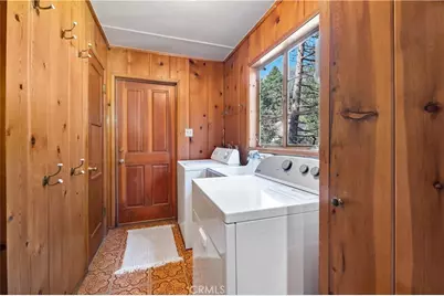 29059 Hook Creek Road, Cedar Glen, CA 92321 - Photo 32