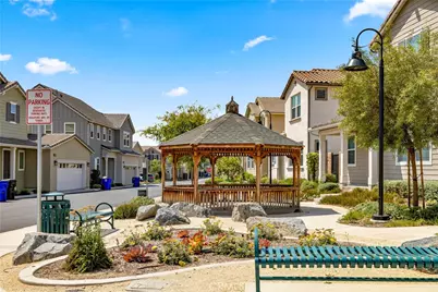 13895 Bell Way, Fontana, CA 92336 - Photo 28