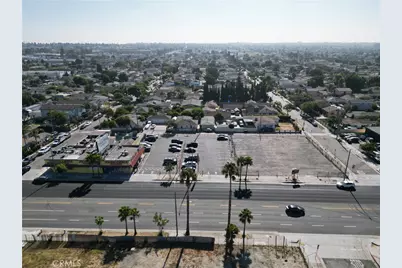 10500 S Prairie Avenue, Inglewood, CA 90303 - Photo 2