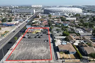 10500 S Prairie Ave, Inglewood, CA 90303 - Photo 1