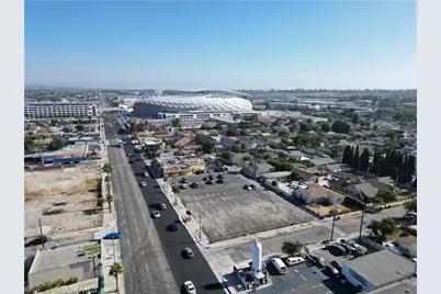 10500 S Prairie Avenue, Inglewood, CA 90303 - Photo 6