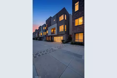 821 Brickyard, Costa Mesa, CA 92627 - Photo 2