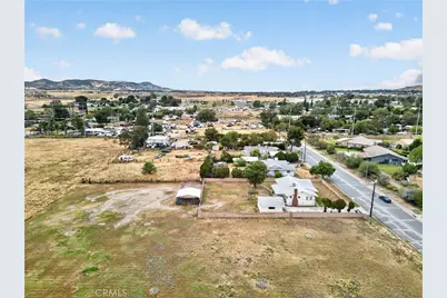 514 E Victory Avenue, Banning, CA 92220 - Photo 56