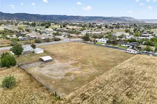 514 E Victory Ave, Banning, CA 92220 - Photo 52