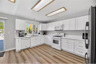 8892 Dahlia Drive, Corona, CA 92883 - Photo 26