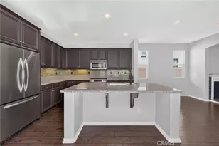 27737 Bluebell Ct, Murrieta, CA 92562 - Photo 10