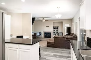 37867 Shady Maple, Murrieta, CA 92563 - Photo 8